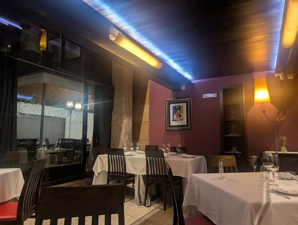 Restaurante La Casa De Las 5 Puertas_Pontedeva_slider_image_3