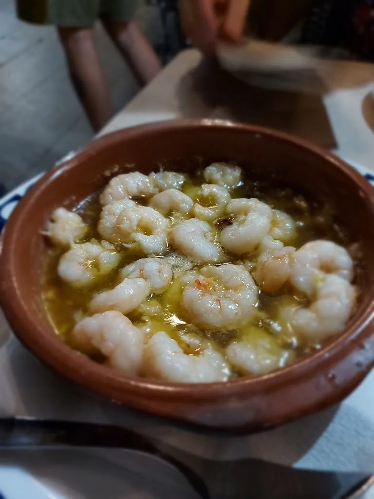 Damian Bonner_La Estafeta_Pontedeva_review