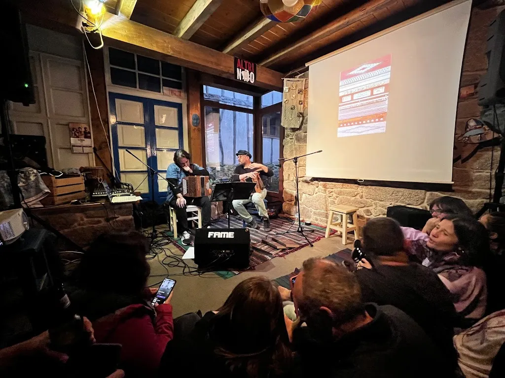 ester castells_A Arca da Noe_Vilar de Santos_recensione