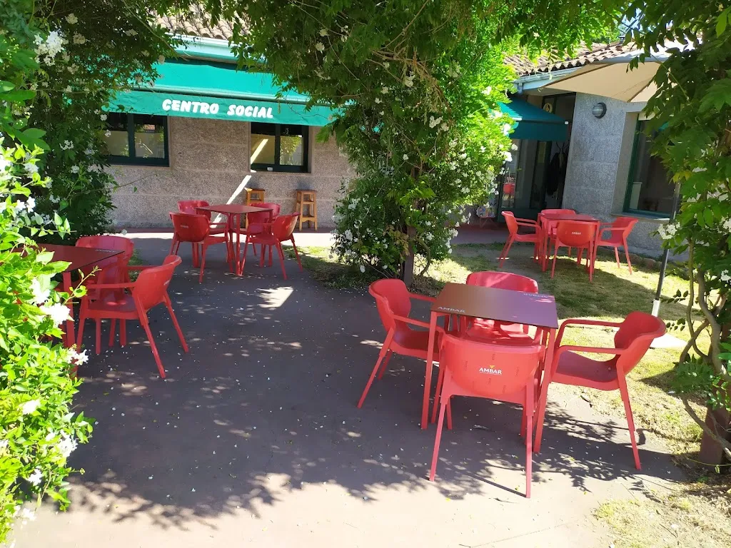 Cafe Bar Centro Social restaurant in Vilar de Santos