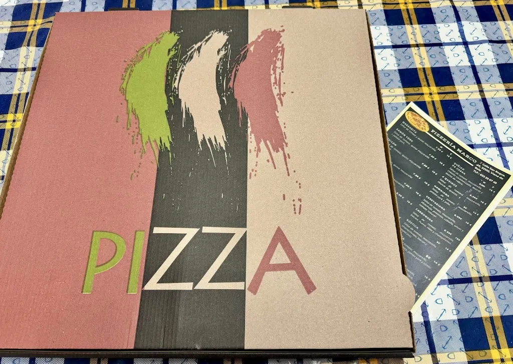 Elisabet SaaSie_Pizzería Marco_Viana do Bolo_review