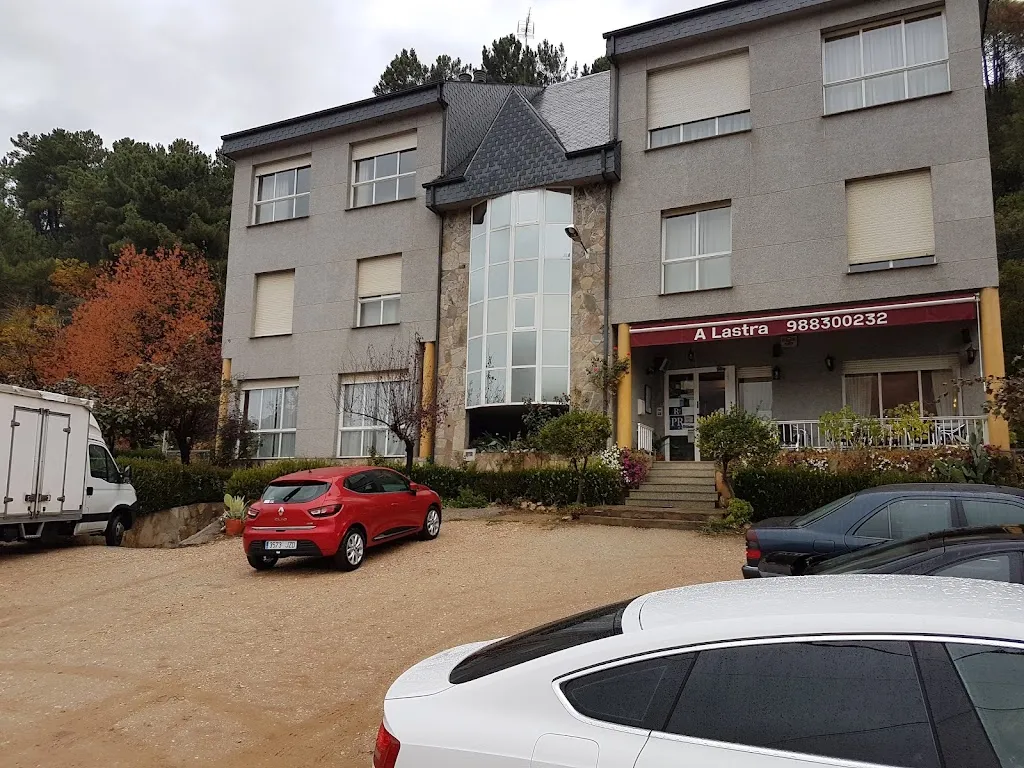 Hostelería A Lastra S.C. restaurant in Vilamartín de Valdeorras
