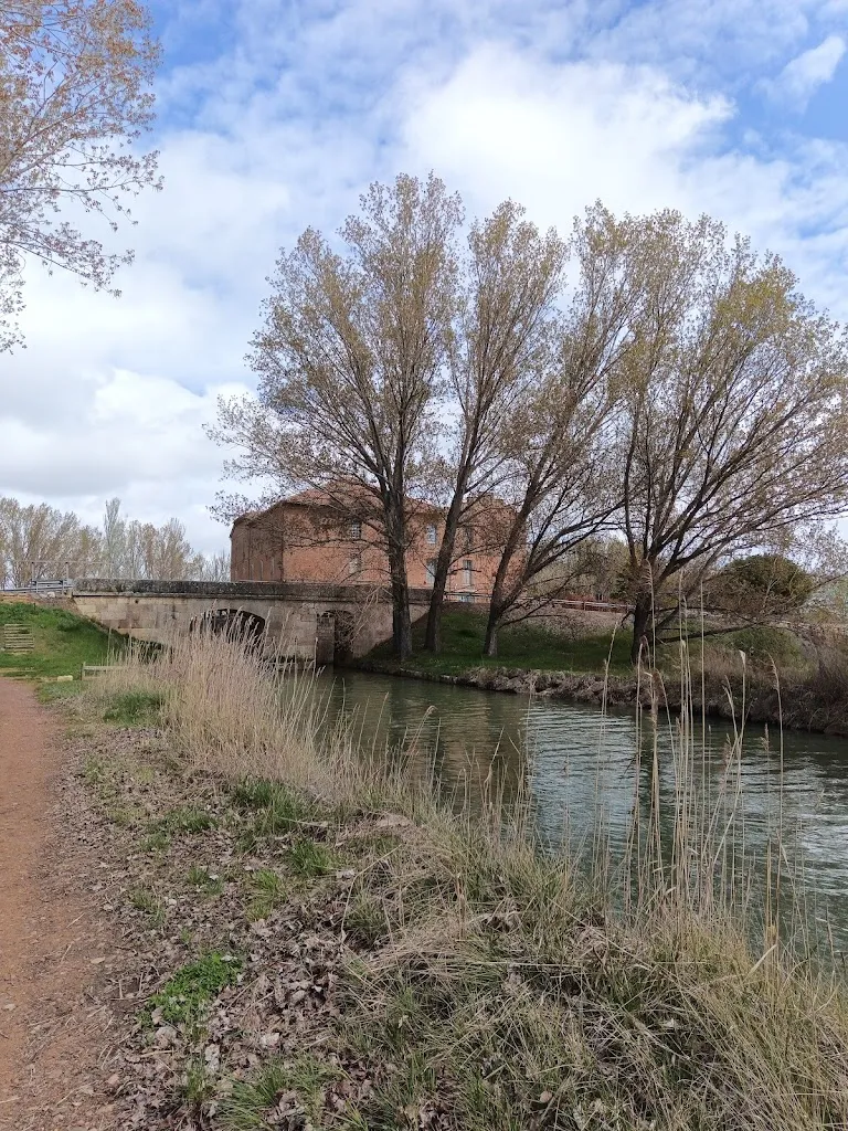 R Prieto_B&B Luxury - Hotel La Fábrica del Canal_Abarca de Campos_review