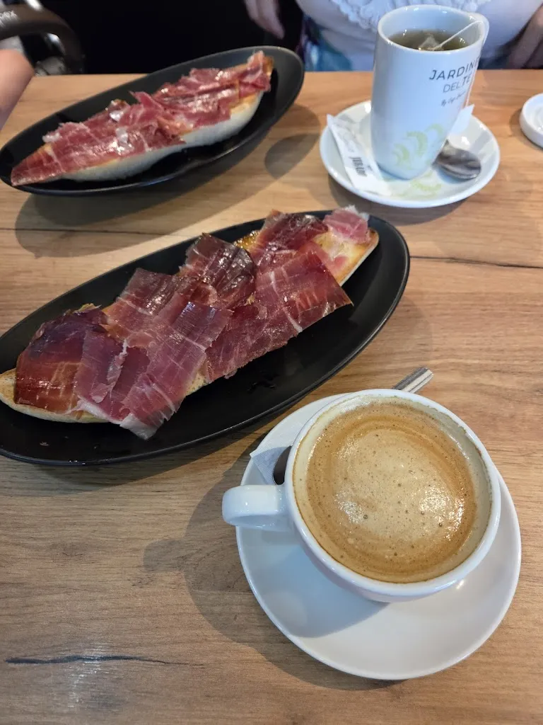 Jorge Márquez_Restaurante El Nuevo Herminia_San Vicente del Raspeig/Sant Vicent del Raspeig_review