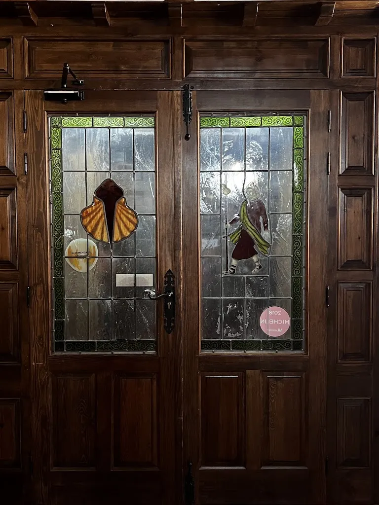 LeAnh Do_Mesón los Templarios y Villasirga_Abia de las Torres_review