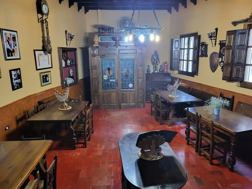 Gonzalo F_Mesón los Templarios y Villasirga_Abia de las Torres_review