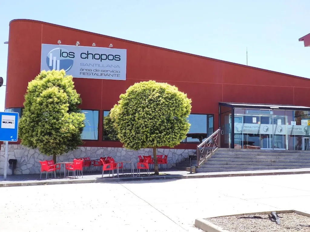 Los Chopos Santillana restaurant in Abia de las Torres