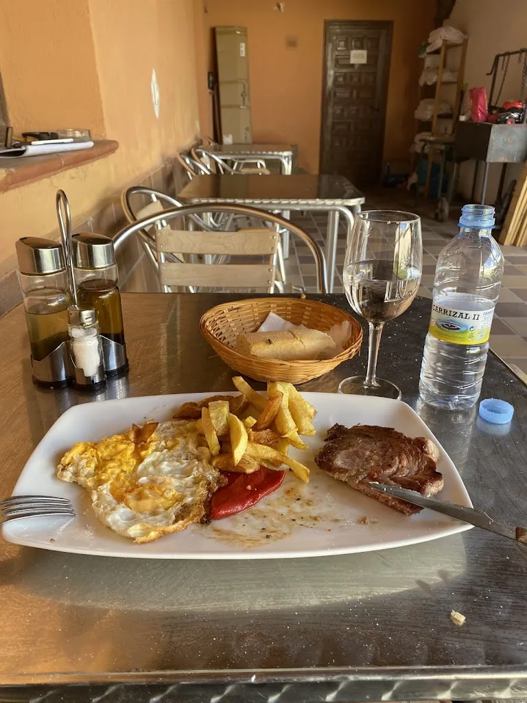 Menu_Restaurante Albergue DON CAMINO_Abia de las Torres_image_8