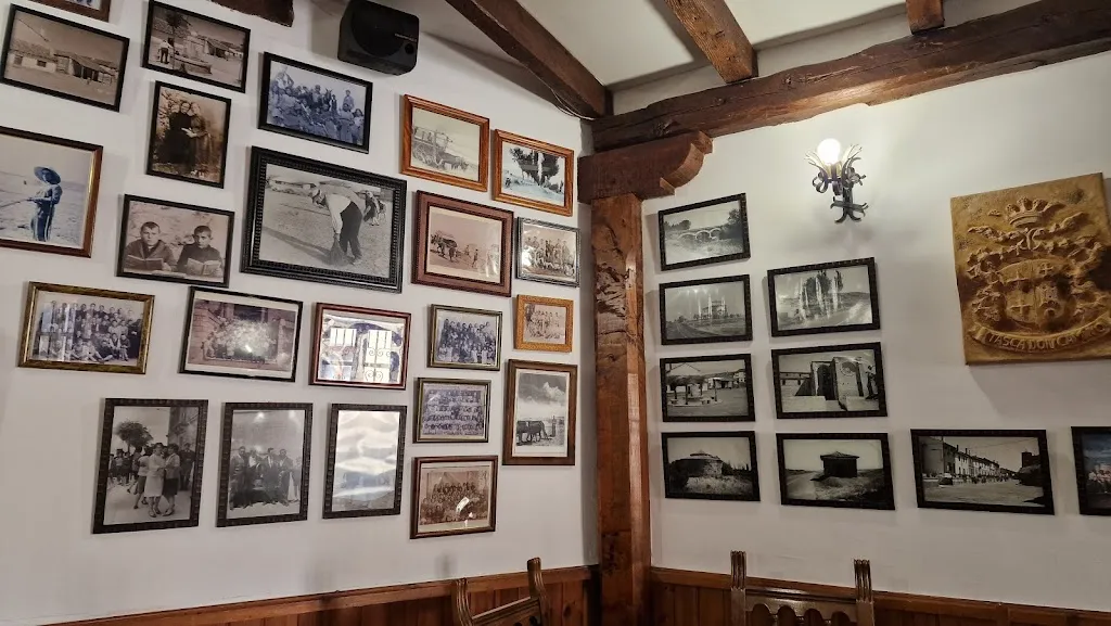 Erik Dubois_Restaurante Albergue DON CAMINO_Abia de las Torres_review