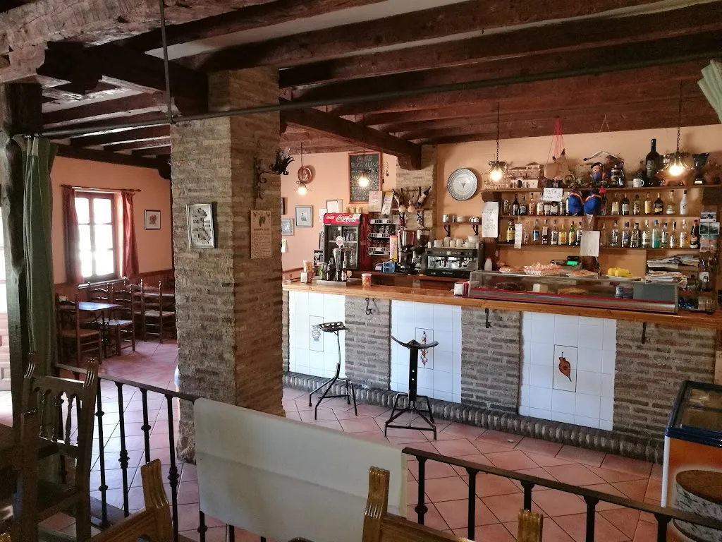 Restaurante Albergue DON CAMINO restaurant in Abia de las Torres