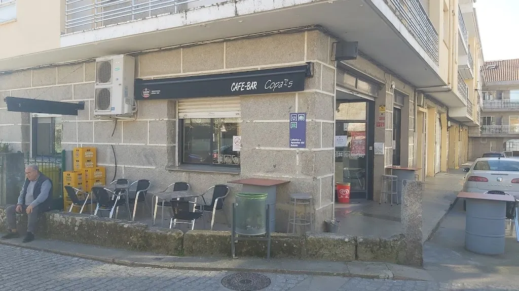 Bar Copas restaurant in Xunqueira de Ambía
