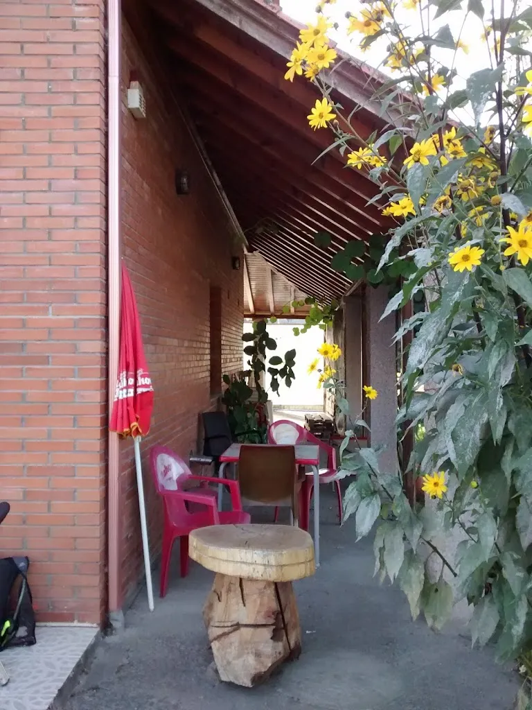 Jose Francisco_Bar Torre_Xunqueira de Ambía_review