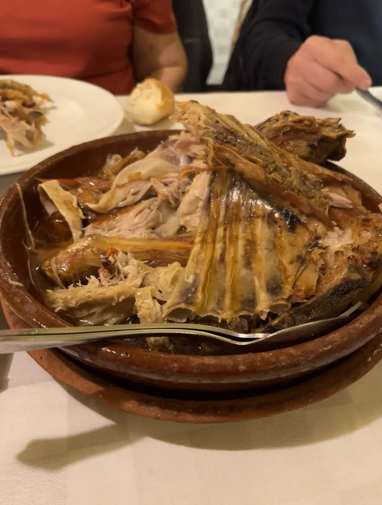 Eliessa Eriyanto_Mesón del Cerrato, Tariego del Cerrato _Alba de Cerrato_recensione