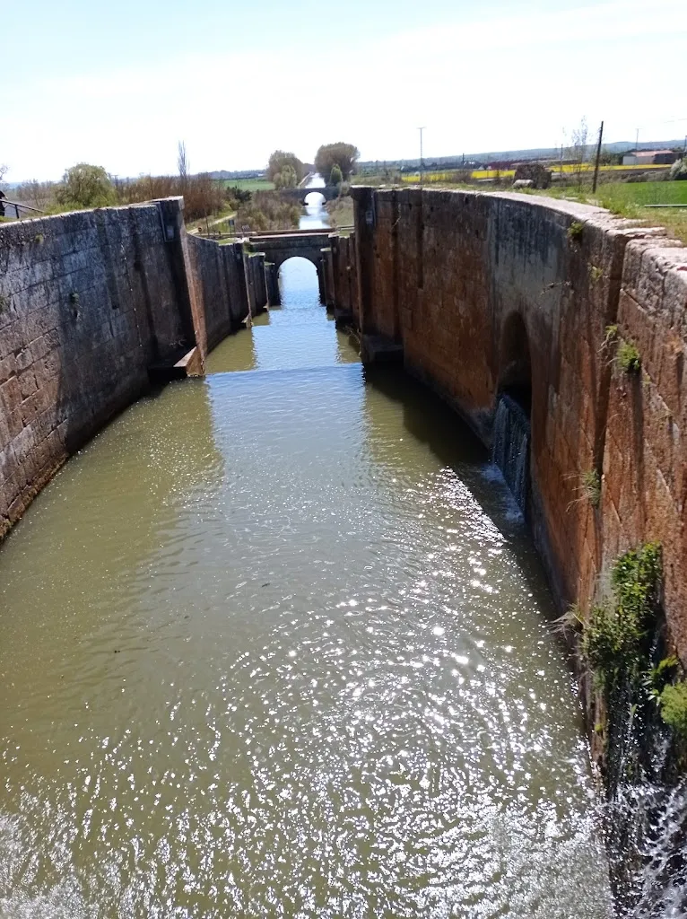 Bar Ideal_Astudillo_slider_image_3