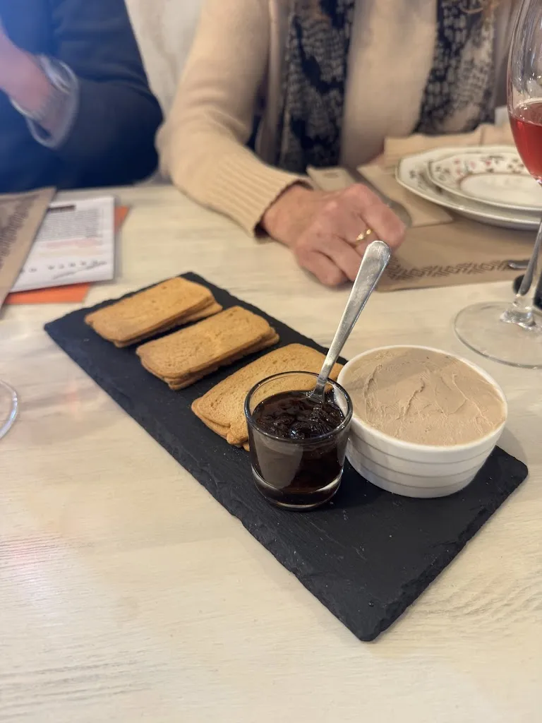 Carmen Perez Menendez_La Zarcera del Barrio de Bodegas_Baltanás_recensione