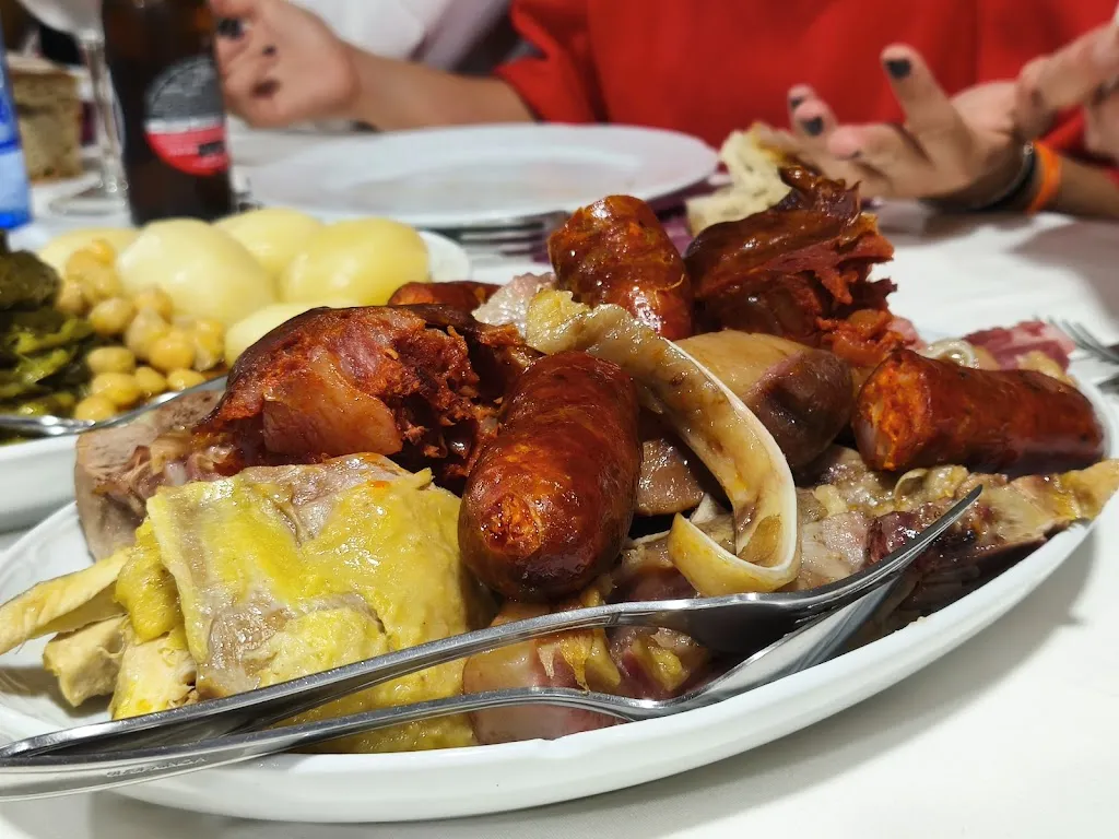 Raúl Buji_Casa PASTORIZA_Cabana de Bergantiños_review