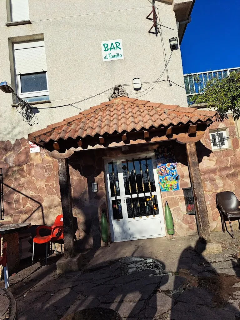 angel six_BAR EL TOMILLO_Barruelo de Santullán_recensione