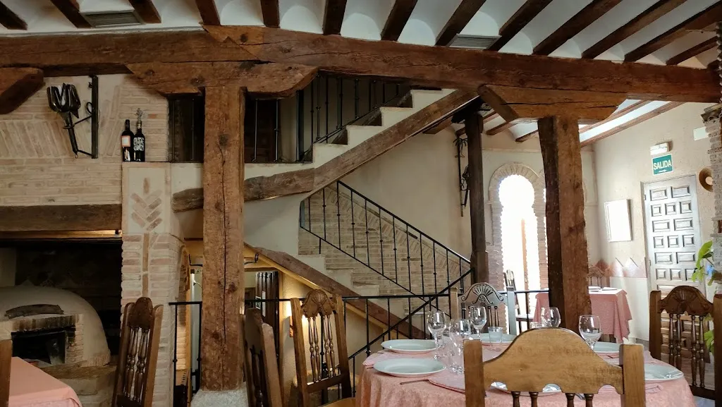 Restaurante Tres Culturas restaurant in Becerril de Campos