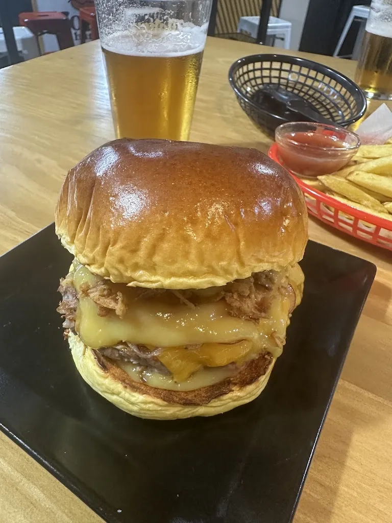 Olga_Moloko Burger_Xinzo de Limia_review