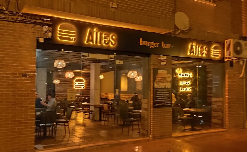 Aires Burger Bar | San Vicente Del Raspeig restaurant in San Vicente del Raspeig/Sant Vicent del Raspeig