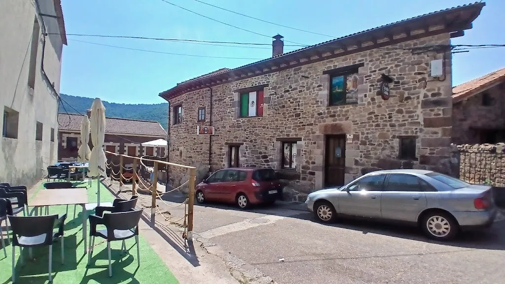 R G C_Un Mundo Raro | Restaurante Mexicano_Brañosera_recensione