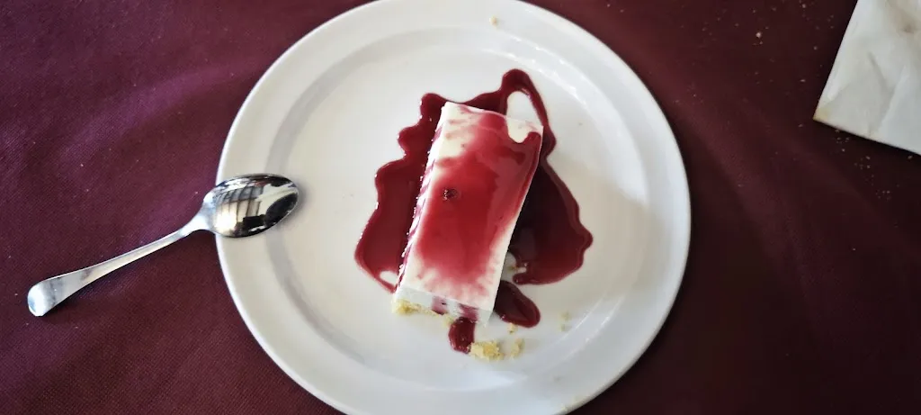 Roberto Pérez_Mesón - Hostería La Brasa_Bustillo de la Vega_review