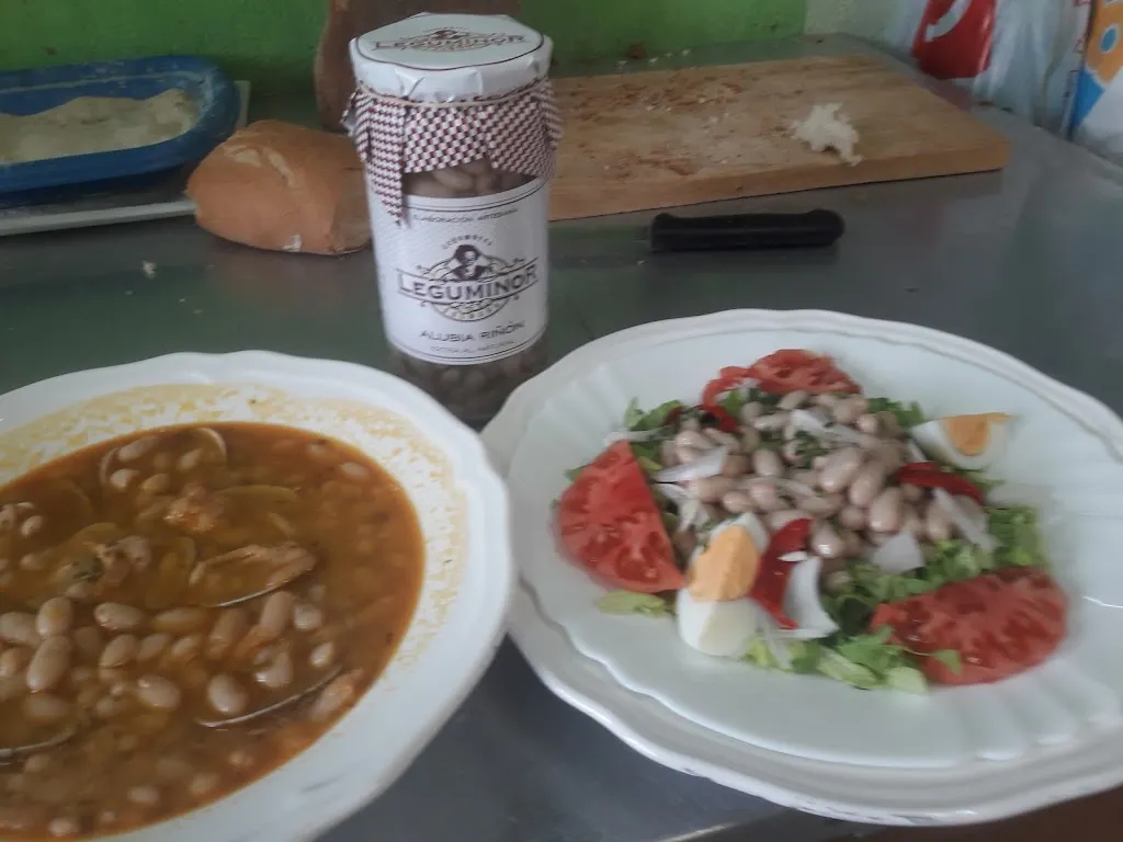 Restaurante El Vivero restaurant in Bustillo de la Vega