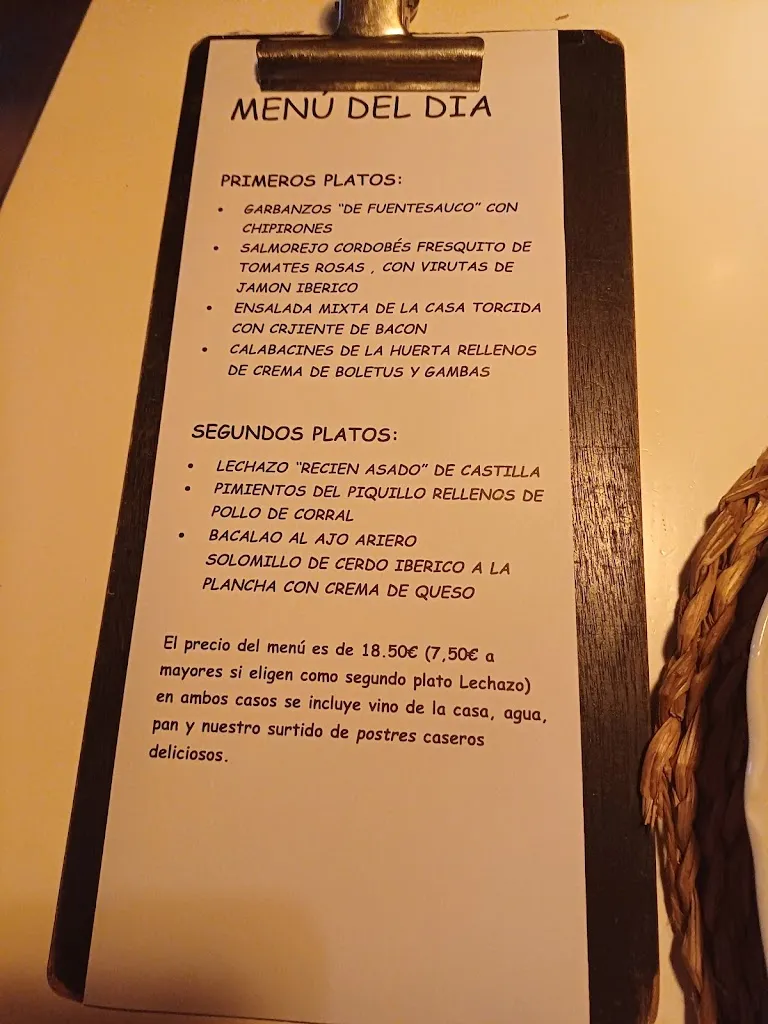 Menu_Restaurante la Casa Torcida_Bustillo de la Vega_image_3