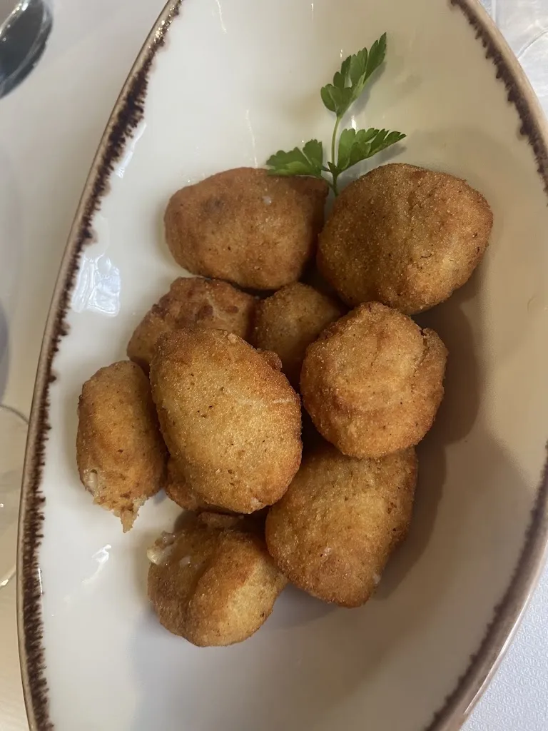 Claudia Rios_Restaurante El Molino_Bustillo de la Vega_review