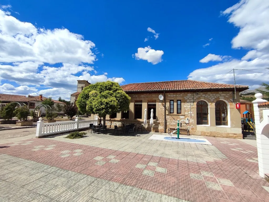 Bar La Escuela_Castrejón de la Peña_slider_image_2