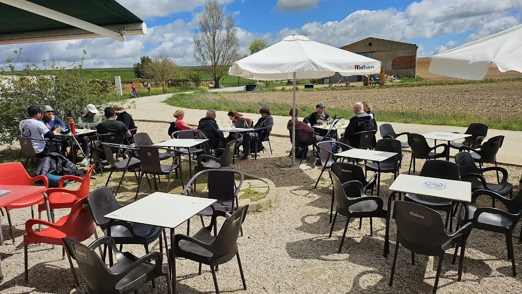 Bar Camino Real restaurant in Cervatos de la Cueza