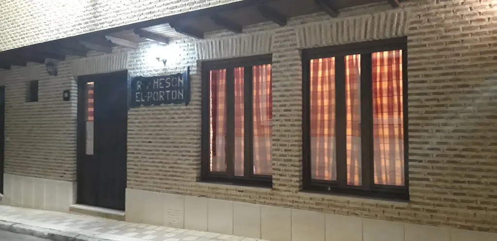 Restaurante El Portón restaurant in Carrión de los Condes