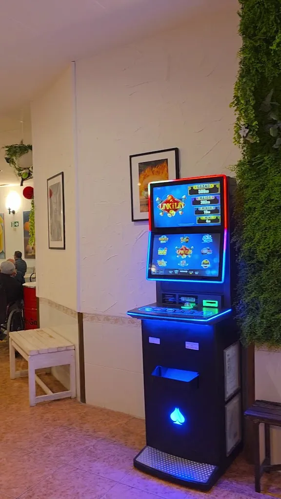 Ralf Werner Froelich_Entre Culturas_Carrión de los Condes_review