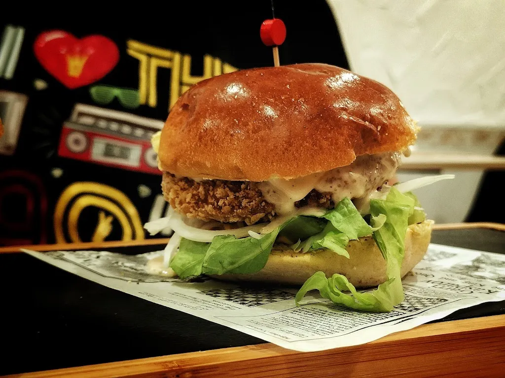 Fernando Valle_Entre Culturas_Carrión de los Condes_review