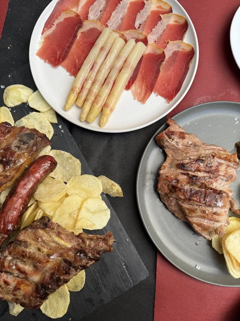 Bebiana Moreira_O FERRO Restaurante Parrilla_Verín_review