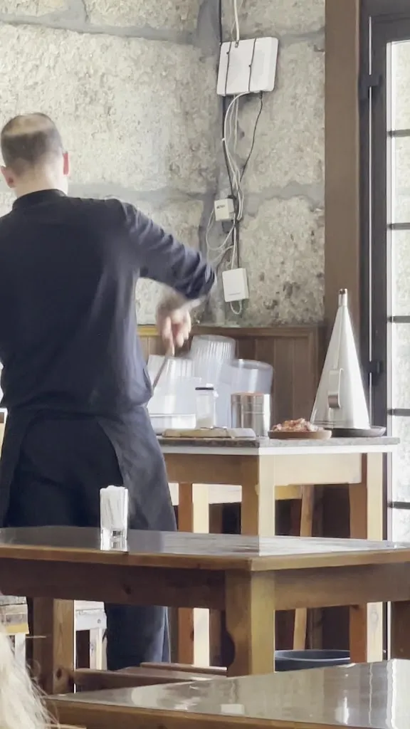 Rui Teixeira_Casa do Pulpo_Verín_review