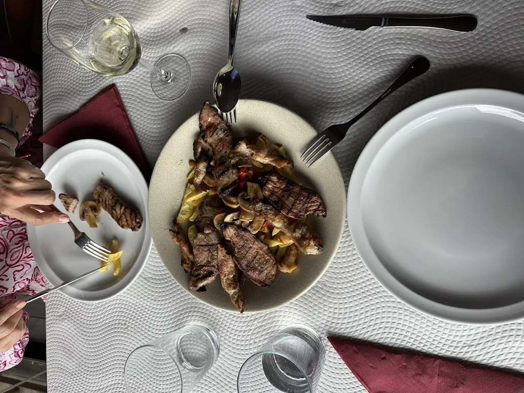 Judit García Alonso_Restaurante Mesón O Candil_Verín_review