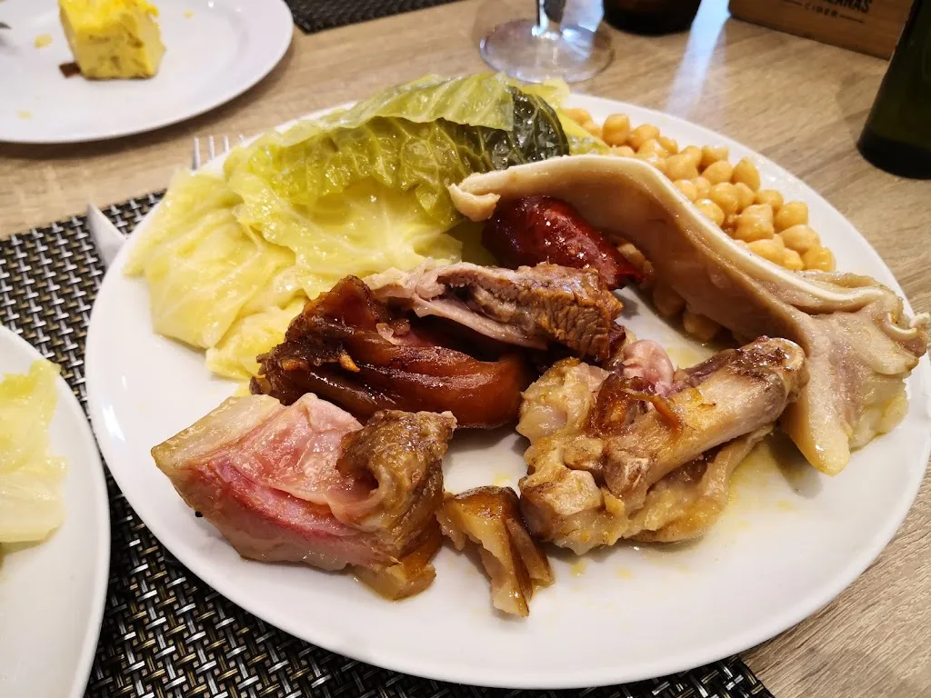 Menu_Restaurante-Bar O Fiadeiro Verin_Verín_image_4