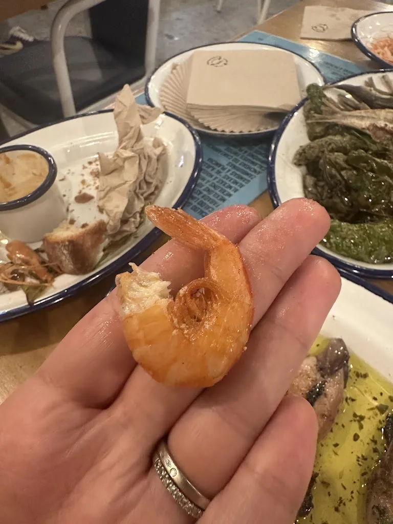 sara mbarki_A Peixería_Verín_review