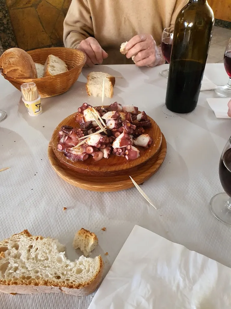 Bar San Antón restaurant in Verín