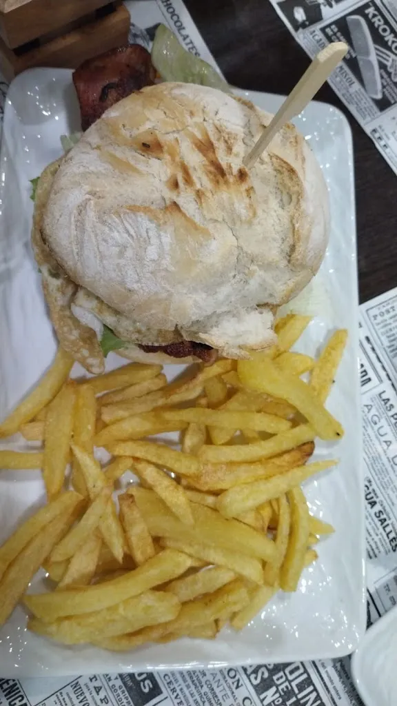 TXUS ROMERO_Ruta 66 Verin_Verín_review