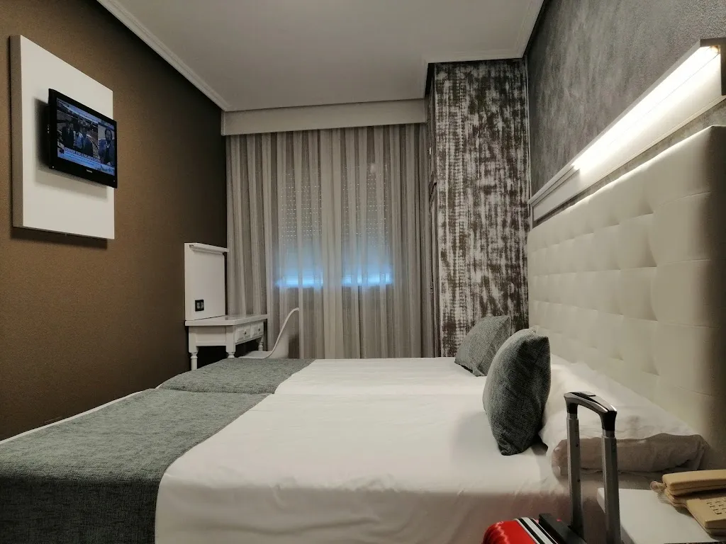 Hotel Rural Restaurante Peñalabra_Cervera de Pisuerga_slider_image_2