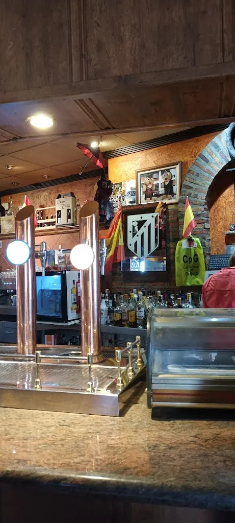 Llana 7 restaurant in Grijota