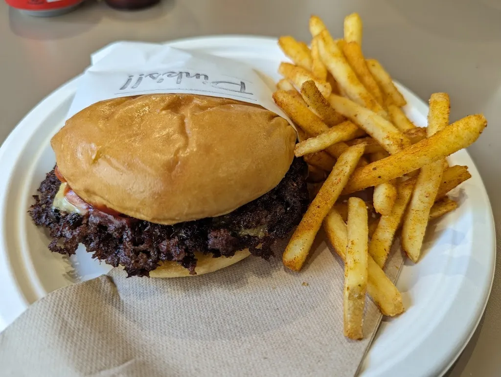 Menu_Pink's!!_Cisneros_image_9