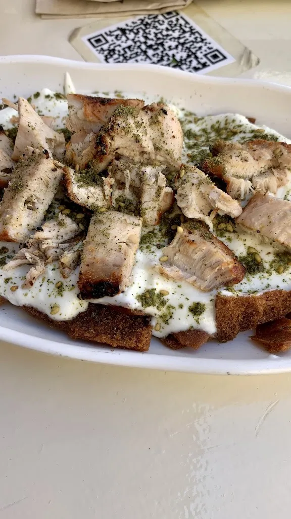 Santiago Maggioli_Samara_Cisneros_review