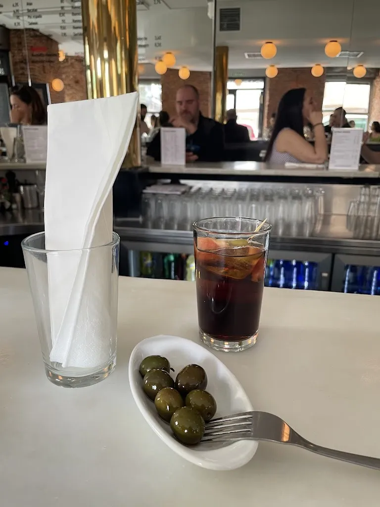 Aykan Canbaz_Ostras Pedrín Chamberí_Cisneros_review