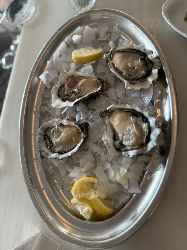 Marilyn Garcia_Ostras Pedrín Chamberí_Cisneros_review