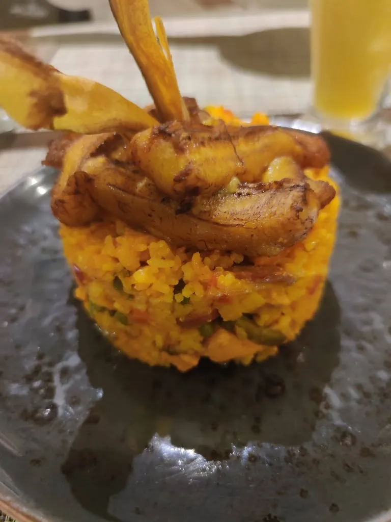 Menu_La Rochela_Cisneros_image_7