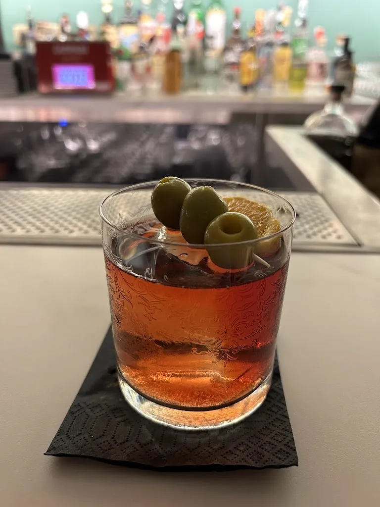 Menu_Shift Public House_Cisneros_image_6