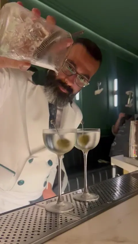 George P_Shift Public House_Cisneros_review